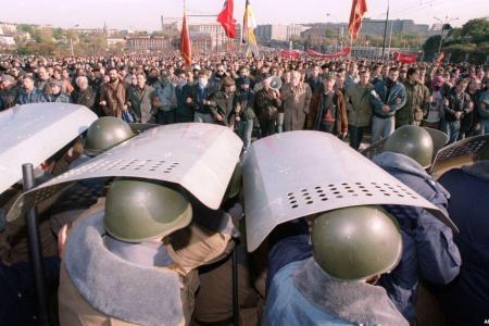 Г.А. Зюганов на митинге в Москве: Герои октября 93-го – навсегда в рядах «Бессмертного полка» защитников Советской власти!