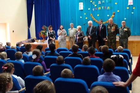 Налажены контакты коммунистов Ленинградской области и Луганской Народной Республики