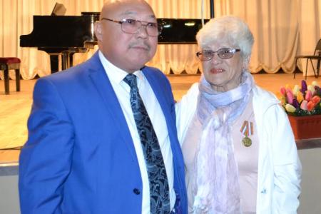 Республика Калмыкия. День учителя в колледже искусств