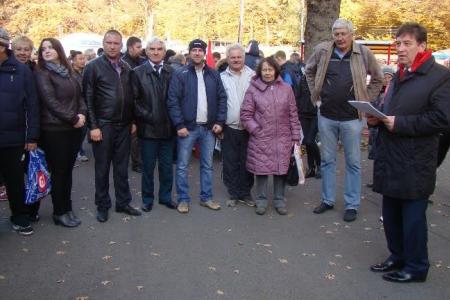 29 октября, в день рождения ВЛКСМ, депутат Госдумы Виктор Гончаров принимал нормативы ГТО у молодёжи  г.Ставрополя