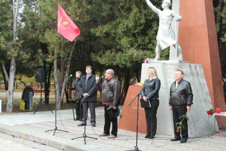 В Крыму отметили День рождения комсомола