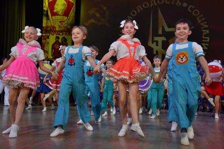 В Москве прошел концерт, посвящённый 97-й годовщине создания ВЛКСМ