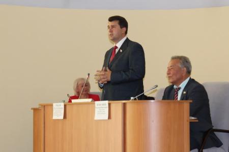 Олег Лебедев провел экологические слушания в Верховном Совете Республики Хакасия