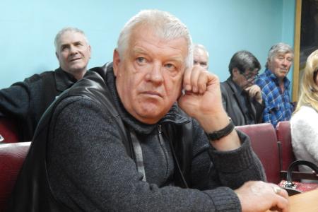 Барнаульские коммунисты на политклубе обсуждали тему "Наследие Великого Октября и современные задачи КПРФ"