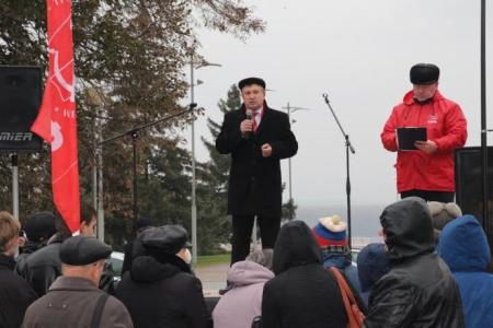 В Самаре прошел митинг в защиту трудящихся предприятий «АвтоВАЗагрегат» и «АвтоВАЗагрегат-пошив»