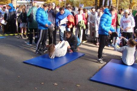 29 октября, в день рождения ВЛКСМ, депутат Госдумы Виктор Гончаров принимал нормативы ГТО у молодёжи  г.Ставрополя
