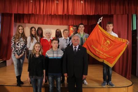 Псковская область. Островские комсомольцы отметили день рождения ВЛКСМ