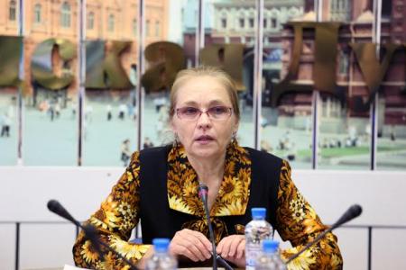 Депутат фракции КПРФ в Мосгордуме Елена Шувалова: «Решение об установке памятника князю Владимиру на Боровицкой площади незаконно»