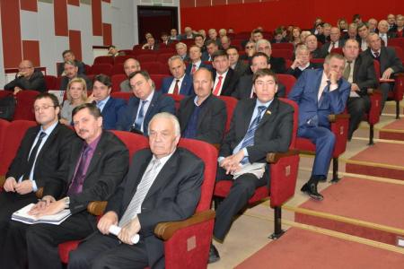 16 октября в Подмосковье открылся семинар-совещание партийного актива КПРФ