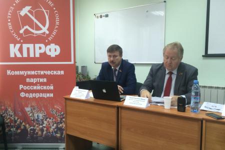 Чем Кубани грозит правительственный проект бюджета-2016: В Краснодаре прошла пресс-конференция депутатов-коммунистов С.П. Обухова, С.К. Лузинова, Д.В. Коломийца и Р.С. Лузинова