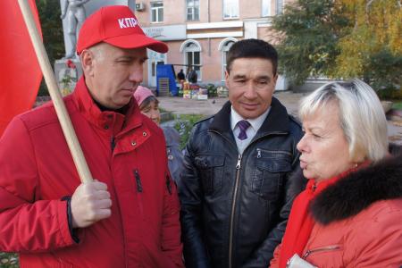 Нет срока давности преступлению тех, кто расстрелял Советскую власть! Коммунисты Кургана провели протестную акцию