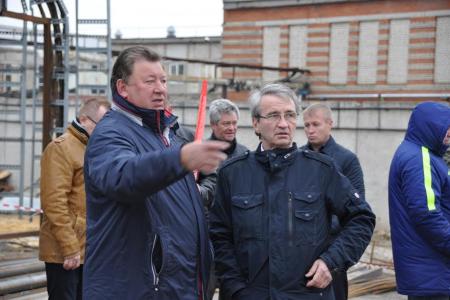 «За мир на Украине! За победу наших братьев!» Коммунисты отправили сорок третий гуманитарный конвой для жителей Новороссии