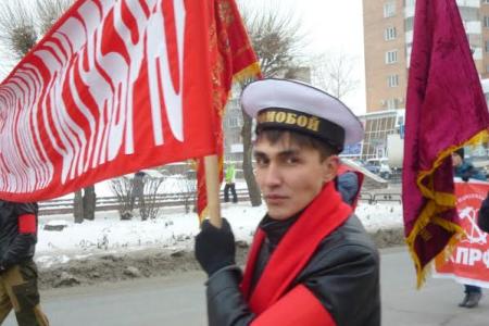 В Абакане коммунисты и жители республики Хакасия отпраздновали 98-ую годовщину Великой Октябрьской Социалистической Революции