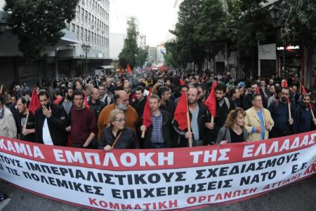 По всей Греции прошли в митинги в очередную годовщину восстания студентов в Афинах. Массовая манифестация у стен американского посольства – ясный сигнал против участия в империалистических планах