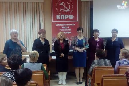 Владимир Поздняков песней поздравил забайкальских женщин с Днём матери 