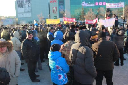 КПРФ приняла участие в массовом митинге дальнобойщиков в Тюмени