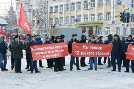 Кировские дальнобойщики объявили о начале забастовки
