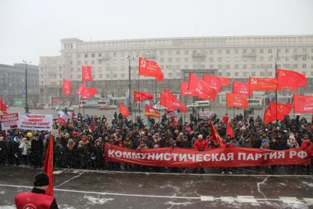 «Есть у революции начало, нет у революции конца!». Праздник Великого Октября в Челябинске