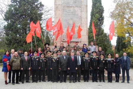 Д.Г. Новиков в ходе поездки по Крыму посетил Севастополь