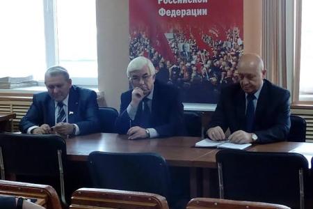 Владимир Поздняков провёл рабочую встречу с членами фракции КПРФ в Законодательном собрании Забайкальского края