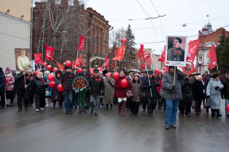 «Вперёд, к столетию Октября!». Томская область отметила 98-ю годовщину Великой Октябрьской социалистической революции