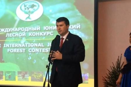 Олег Лебедев оказал поддержку Международному юниорскому лесному конкурсу, собравшему участников из 26 стран Европы, Азии, Африки и Америки