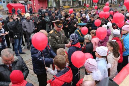Северная Осетия торжественно отпраздновала 98-ю годовщину Великой Октябрьской социалистической революции