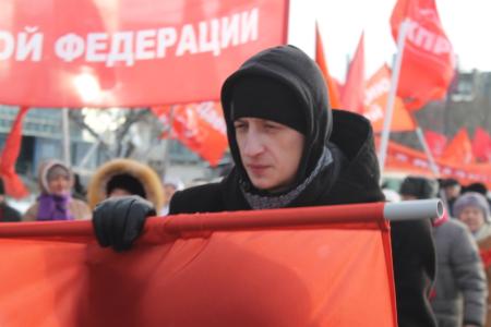 Тюменские коммунисты провели демонстрацию и митинг в честь годовщины Великого Октября