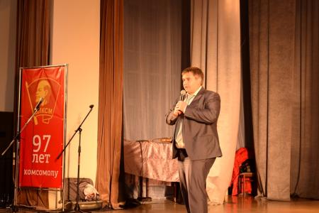 В Новосибирске прошел V фестиваль комсомольской песни «Беспокойные сердца»