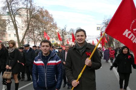 С революцией в сердце. Празднование годовщины Великого Октября в Курске