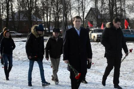 Олег Лебедев в Туле возглавил автопробег, посвященный 74-й годовщине обороны города-героя