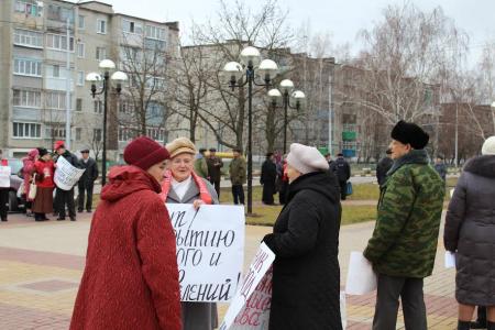 Белгородская область: Коммунисты и жители Волоконовского района протестуют против закрытия  родильного отделения в райбольнице