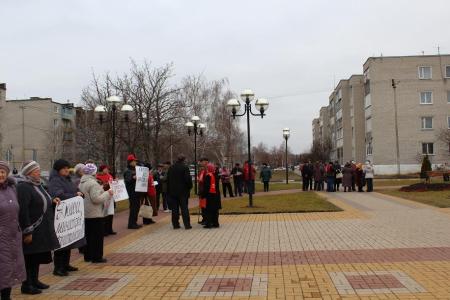 Белгородская область: Коммунисты и жители Волоконовского района протестуют против закрытия  родильного отделения в райбольнице