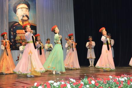 Республика Калмыкия. Состоялось торжественное заседание, посвященное 105-летию со дня рождения первого секретаря Калмыцкого обкома КПСС Б.Б.Городовикова