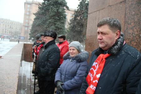 «Есть у революции начало, нет у революции конца!». Праздник Великого Октября в Челябинске