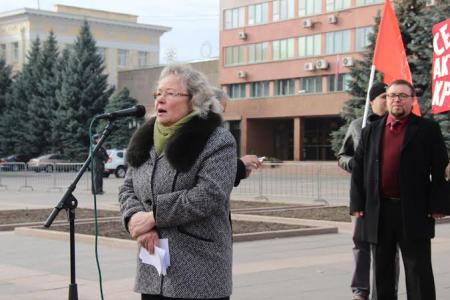 Брянские коммунисты отпраздновали 98-ю годовщину Великой Октябрьской социалистической революции митингом