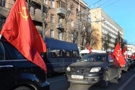 Олег Лебедев в Туле возглавил автопробег, посвященный 74-й годовщине обороны города-героя