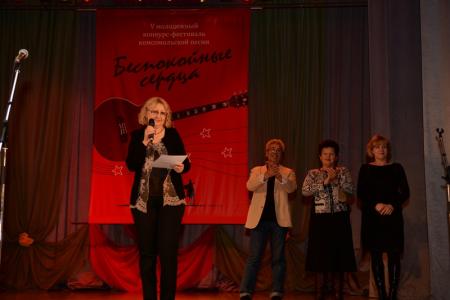 В Новосибирске прошел V фестиваль комсомольской песни «Беспокойные сердца»