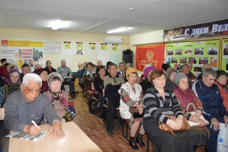 Первый секретарь Калмыцкого рескома КПРФ Н.Э. Нуров встретился с "Детьми войны"