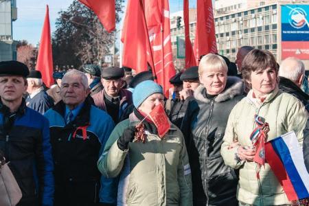 Коммунисты Донецкой и Луганской народных республик отпраздновали 98-ю годовщину Великой Октябрьской социалистической революции
