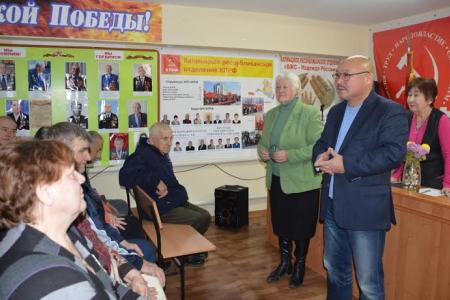 Первый секретарь Калмыцкого рескома КПРФ Н.Э. Нуров встретился с "Детьми войны"