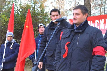 Город-герой Тула. Олег Лебедев: «Рабочие оборонных предприятий приняли активное участие в полуторатысячной  демонстрации КПРФ» 