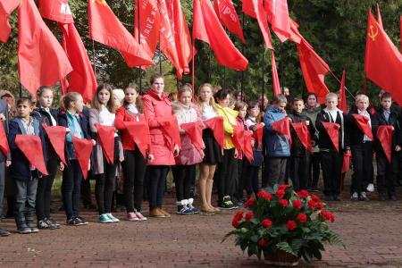 Д.Г. Новиков начал поездку в Крым, где проходят юбилейные мероприятия в честь 95-летия установления Советской власти