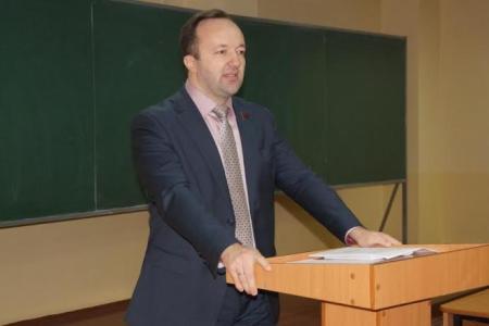 Пора ли вносить русский в красную книгу? Владимир Симагин провел встречу со студентами Пензенского Государственного университета 