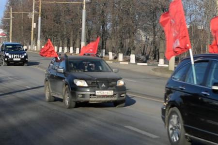 Олег Лебедев в Туле возглавил автопробег, посвященный 74-й годовщине обороны города-героя