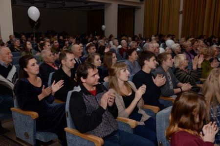 В Новосибирске прошел V фестиваль комсомольской песни «Беспокойные сердца»