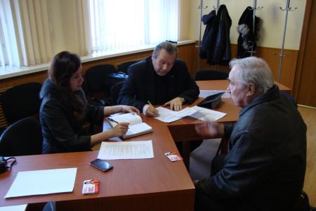 Калужская область. Депутат-коммунист М.В.Костина провела очередной приём граждан по личным вопросам в Людиново