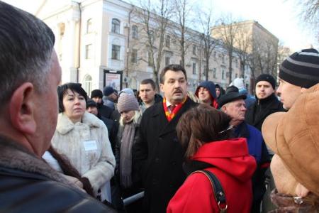 В Брянске прошёл совместный пикет дальнобойщиков и КПРФ