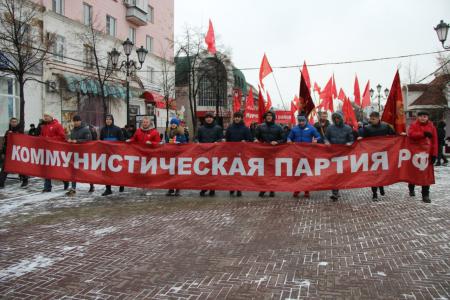 «Есть у революции начало, нет у революции конца!». Праздник Великого Октября в Челябинске