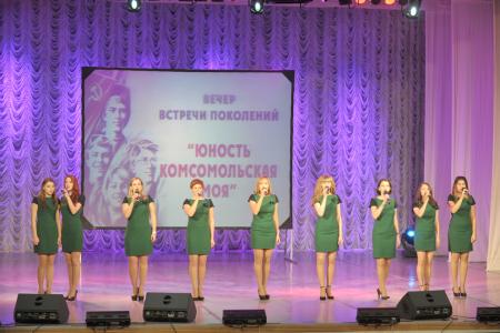 «Мы сильны нашей верною дружбой». Коммунисты города Мирного в Якутии организовали встречу комсомольцев разных поколений